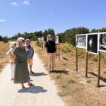 Arès : Exposition photographique sur le chemin des Lapins